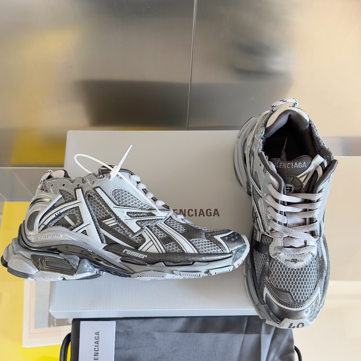 WOMEN SIZE 35-39 Men SIZE 39-45 B*alenciaga Sneaker Top quality 1:1