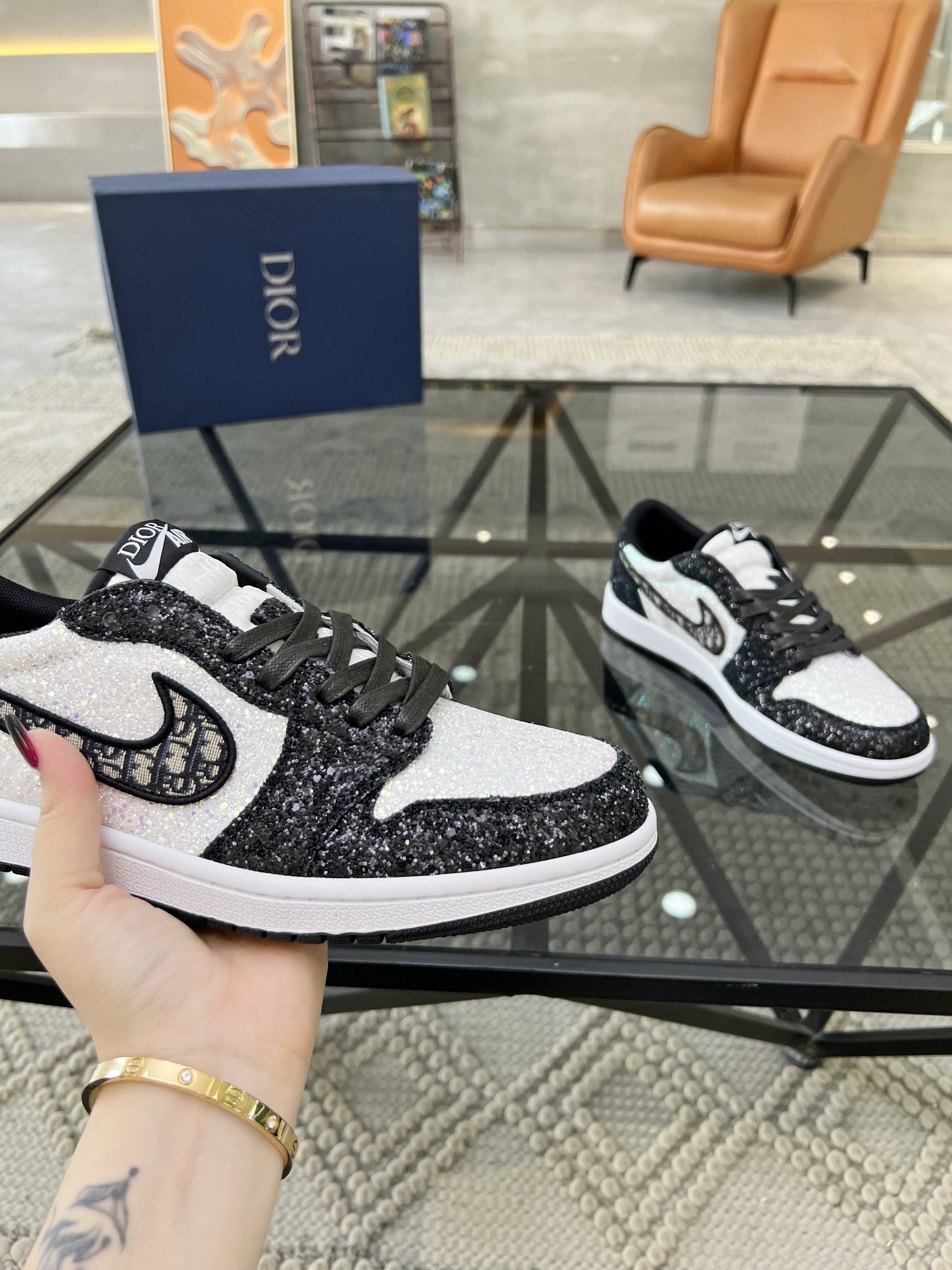 Nike Air Jordan 1