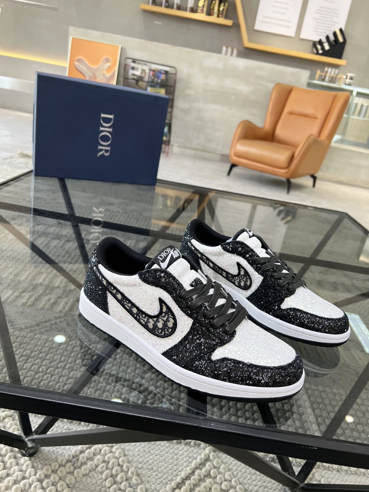 Nike Air Jordan 1