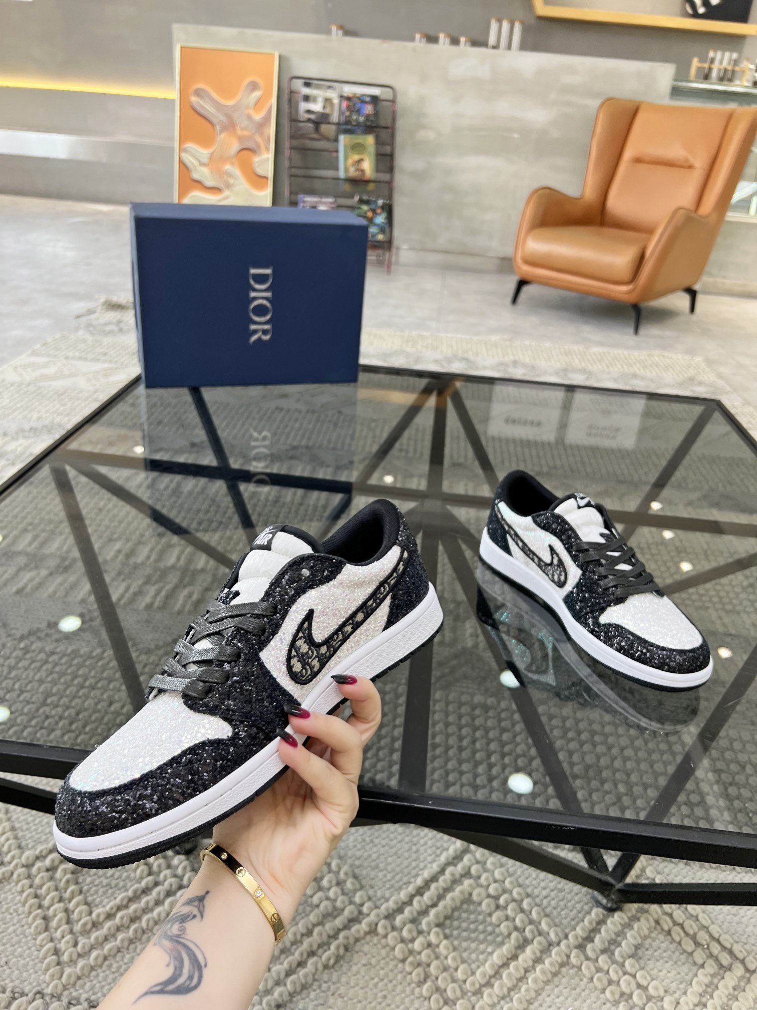 Nike Air Jordan 1