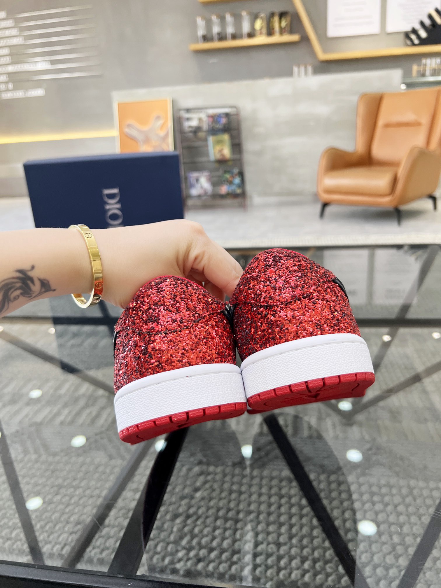 Nike Air Jordan 1