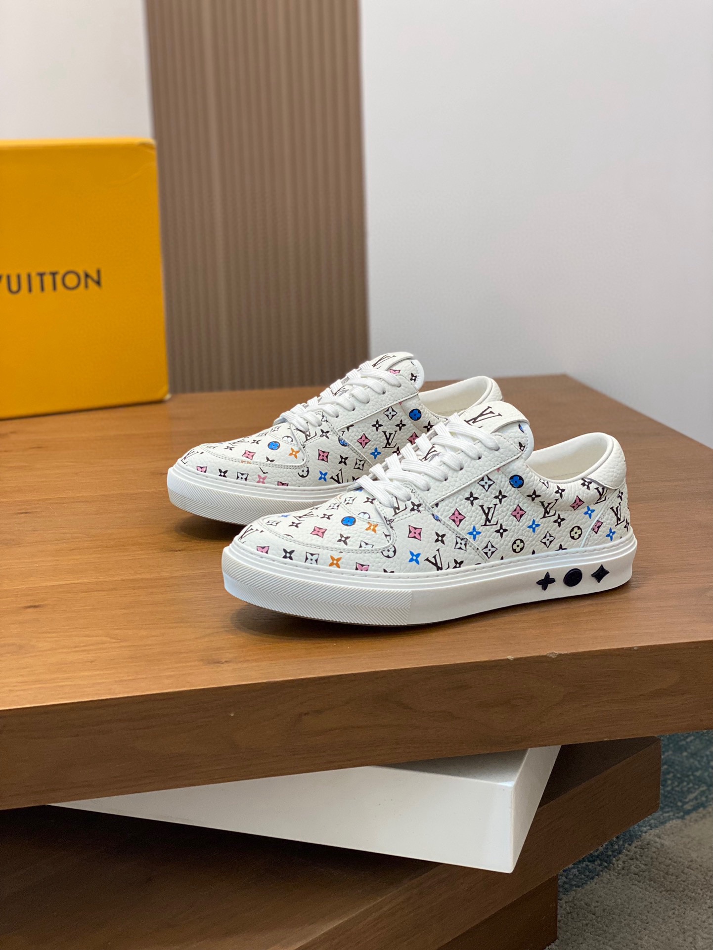 Men L*ouis V*uitton Top Sneaker L*V Shoes