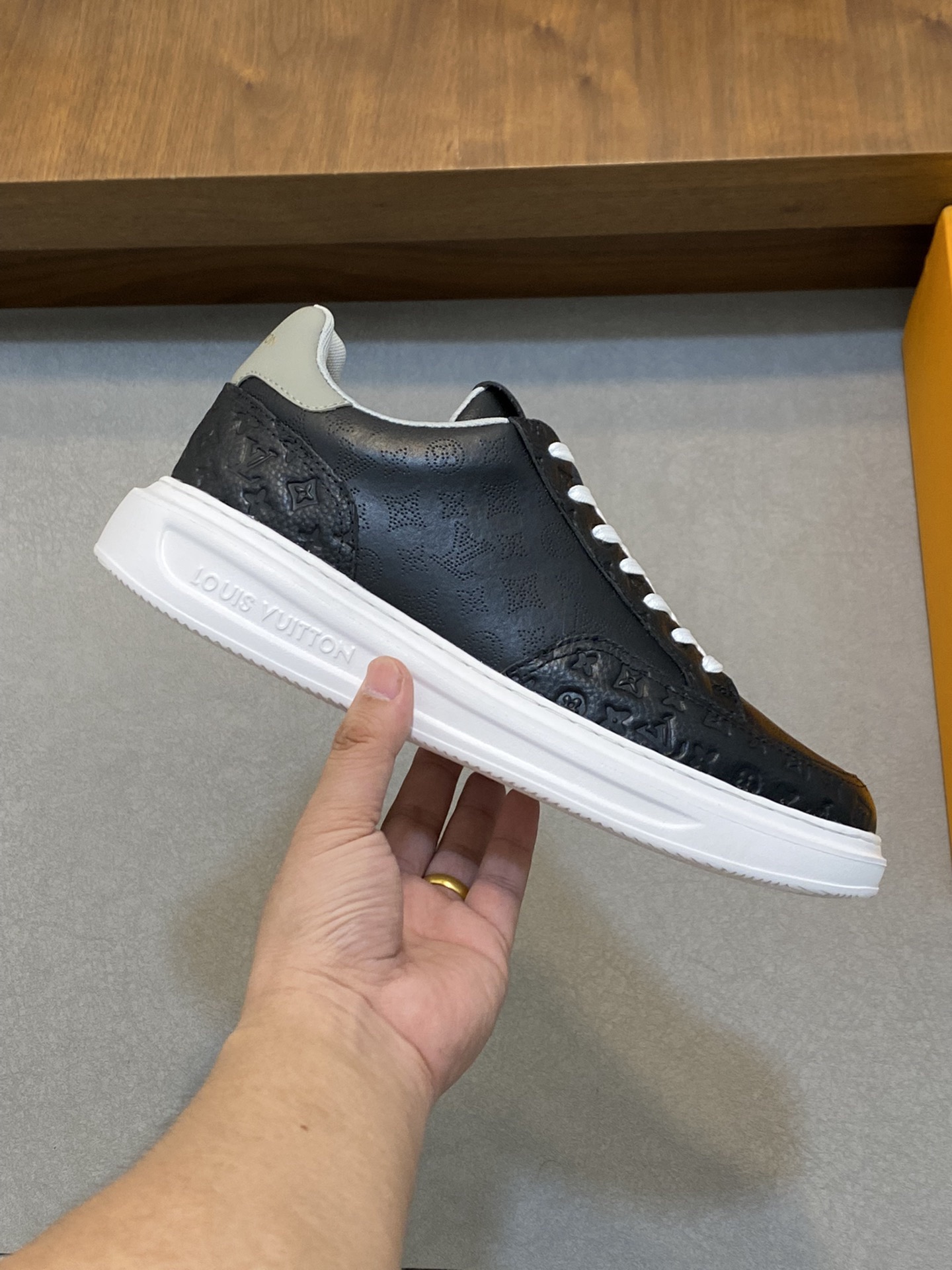 Men L*ouis V*uitton Top Sneaker L*V Shoes