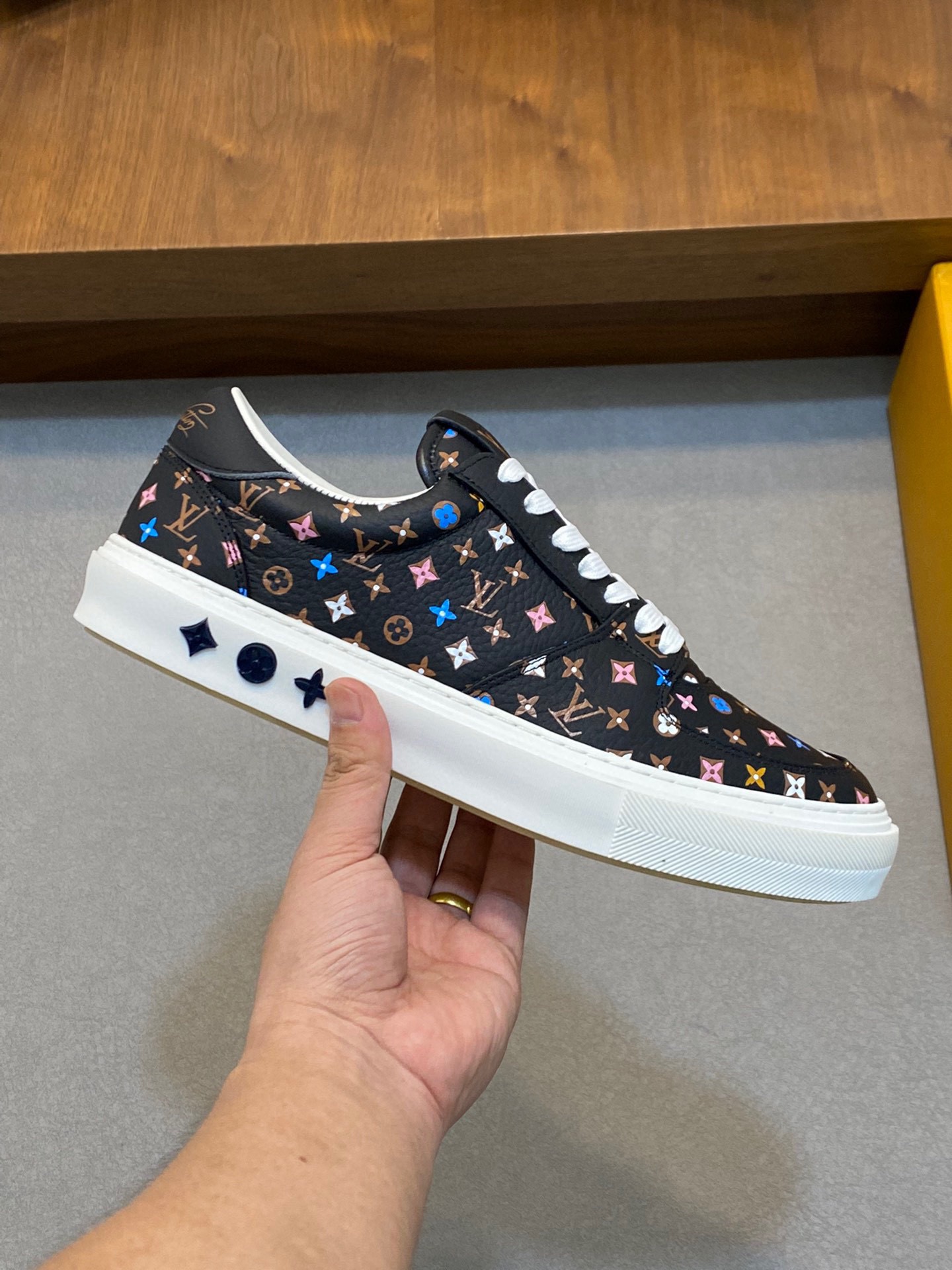 Men L*ouis V*uitton Top Sneaker L*V Shoes