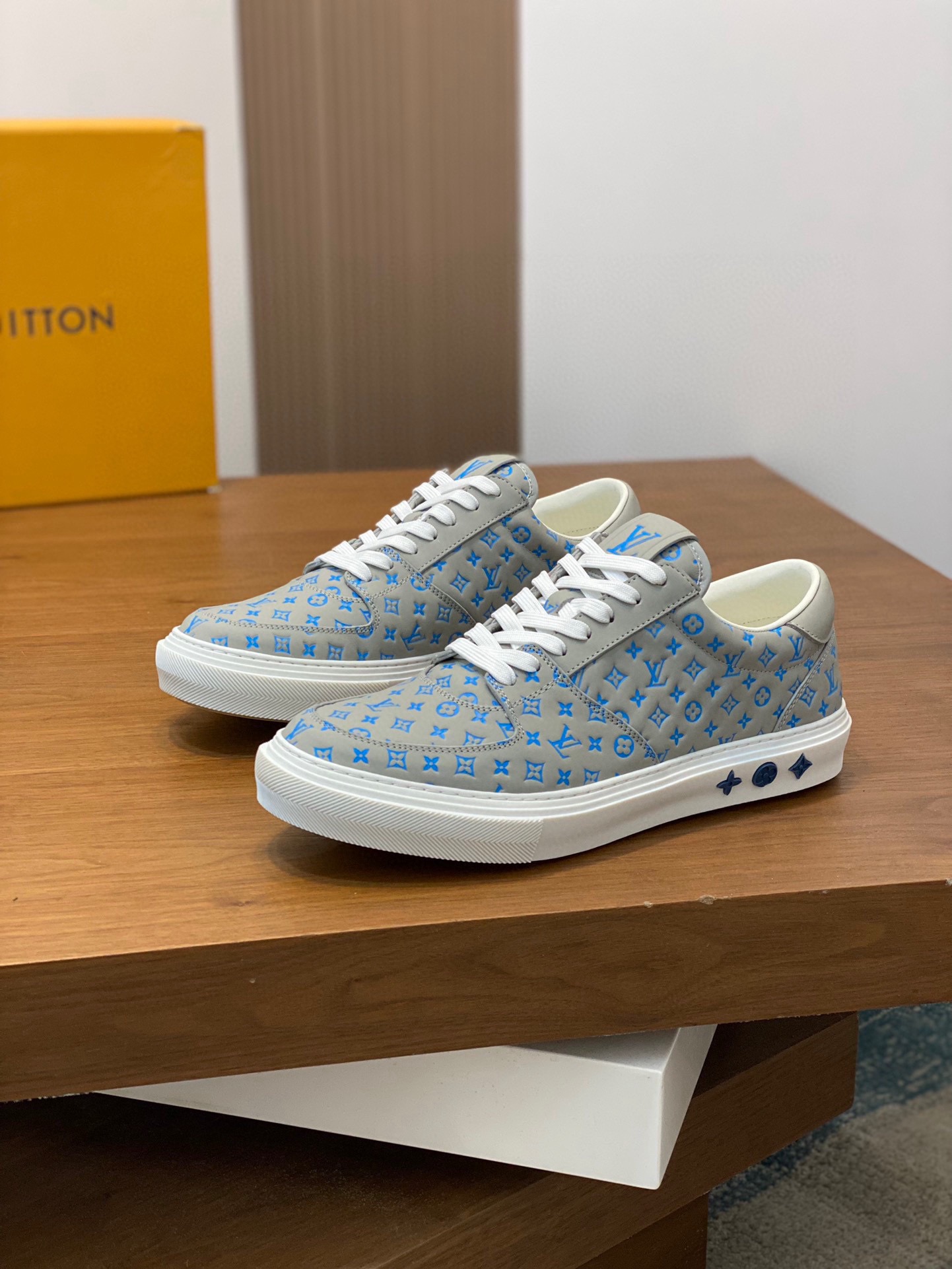 Men L*ouis V*uitton Top Sneaker L*V Shoes